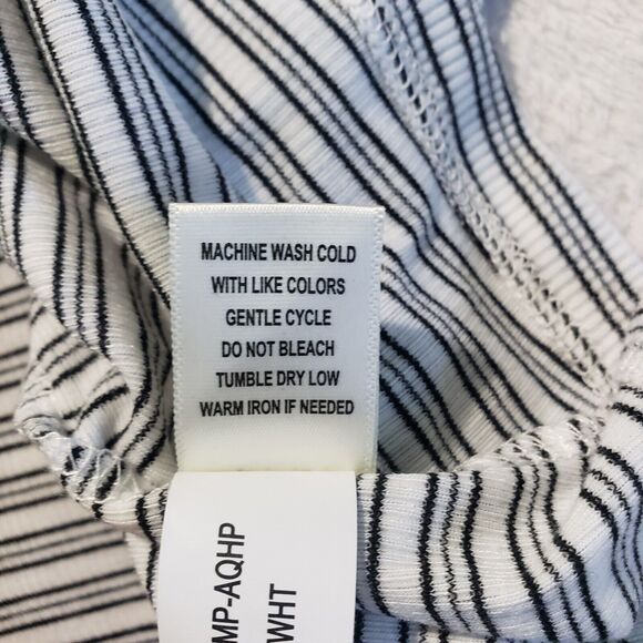 Self Esteem Top Misses Size XL Black and White Stripe Button Front Short V-Neck - Picture 8 of 10